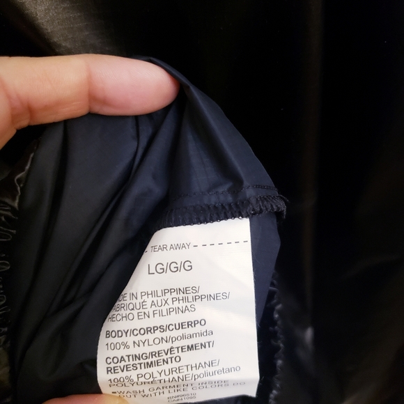 Under Armour UA Metallic Woven Anorak Black Jacket, Women’s Size L - Picture 9 of 10